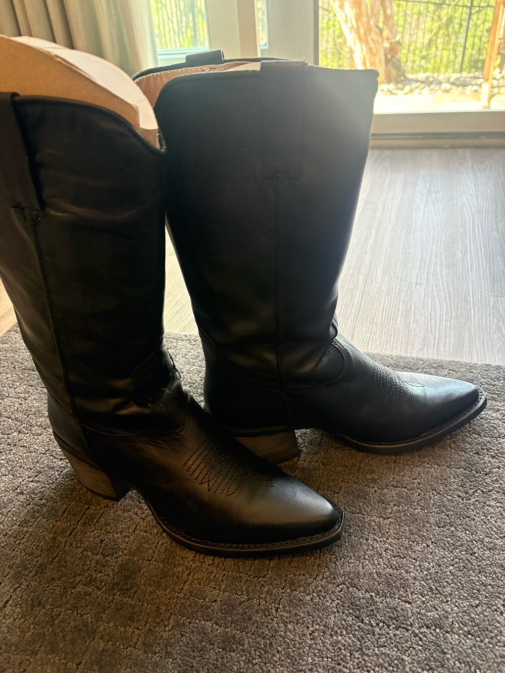 Steve Madden Black Leather Women's Western Boots